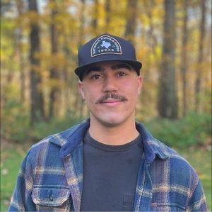 Meet your Posher, Eben